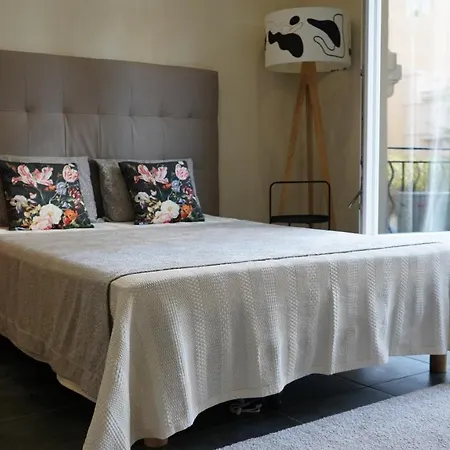 Cozy With A Sea View Апартаменты *