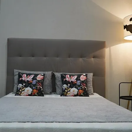 Cozy With A Sea View Nizza